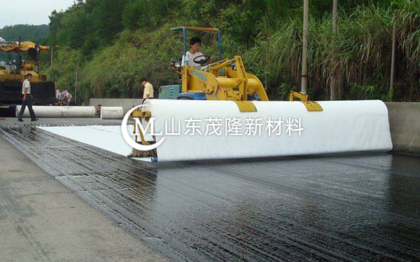 《高密市政道路》土工布、聚酯玻纖布施工