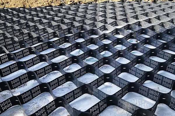 土工格室的特點(diǎn)有哪些？  第2張