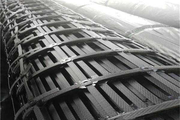 鋼塑土工格柵在購(gòu)買時(shí)應(yīng)該怎么選擇？  第2張