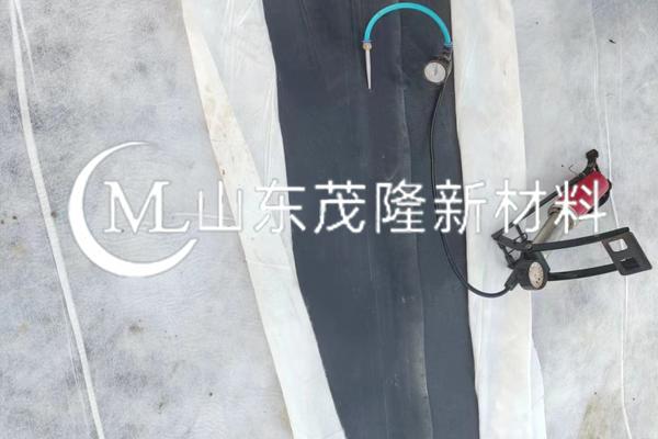 《中石化商業(yè)儲(chǔ)備有限公司湛江東海島原油商業(yè)儲(chǔ)備基地工程項(xiàng)目》土工膜、土工布，含鋪設(shè)焊接施工
