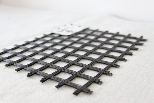 土工格柵鋪設(shè)位置應(yīng)該選擇哪一層合適？  第3張