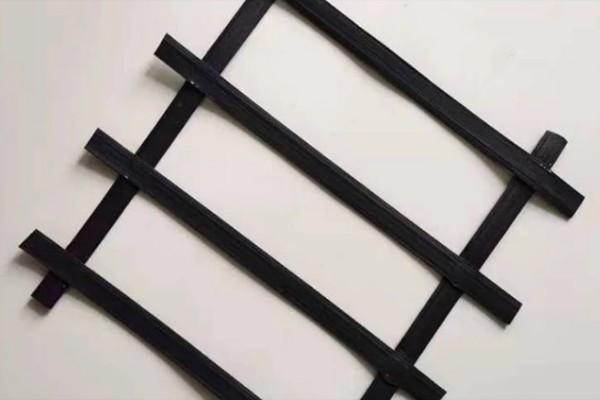 高韌性聚酯紗線集束土工格柵的特點  第1張