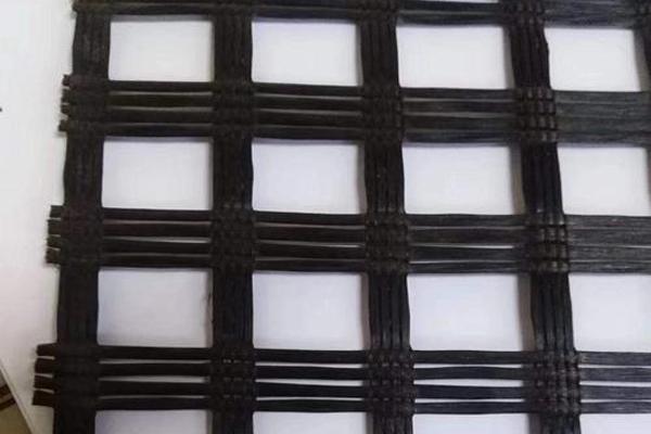 土工格柵u型釘間距要求規范 第1張