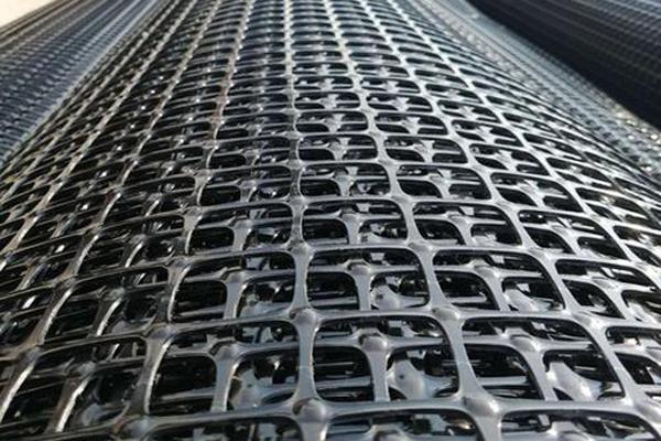 土工格柵u型釘間距要求規范 第2張