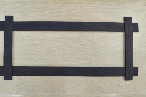 高韌性聚酯紗線集束土工格柵可以用在哪些路面中  第1張