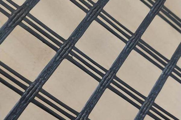 玻纖土工格柵在瀝青路面中的應用  第1張