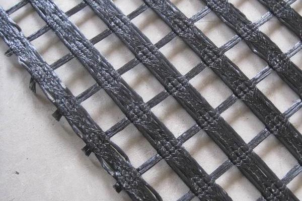 經編滌綸土工格柵的性能有哪些  第1張