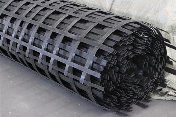 土工格柵在土壩中的應用  第2張