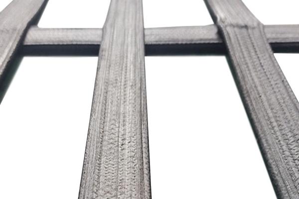 高韌性聚酯紗線集束土工格柵施工規(guī)范有哪些呢？  第2張